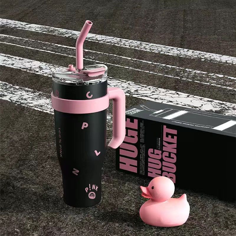 Wholesale Big and large capacity portable thermos cup with high appearance